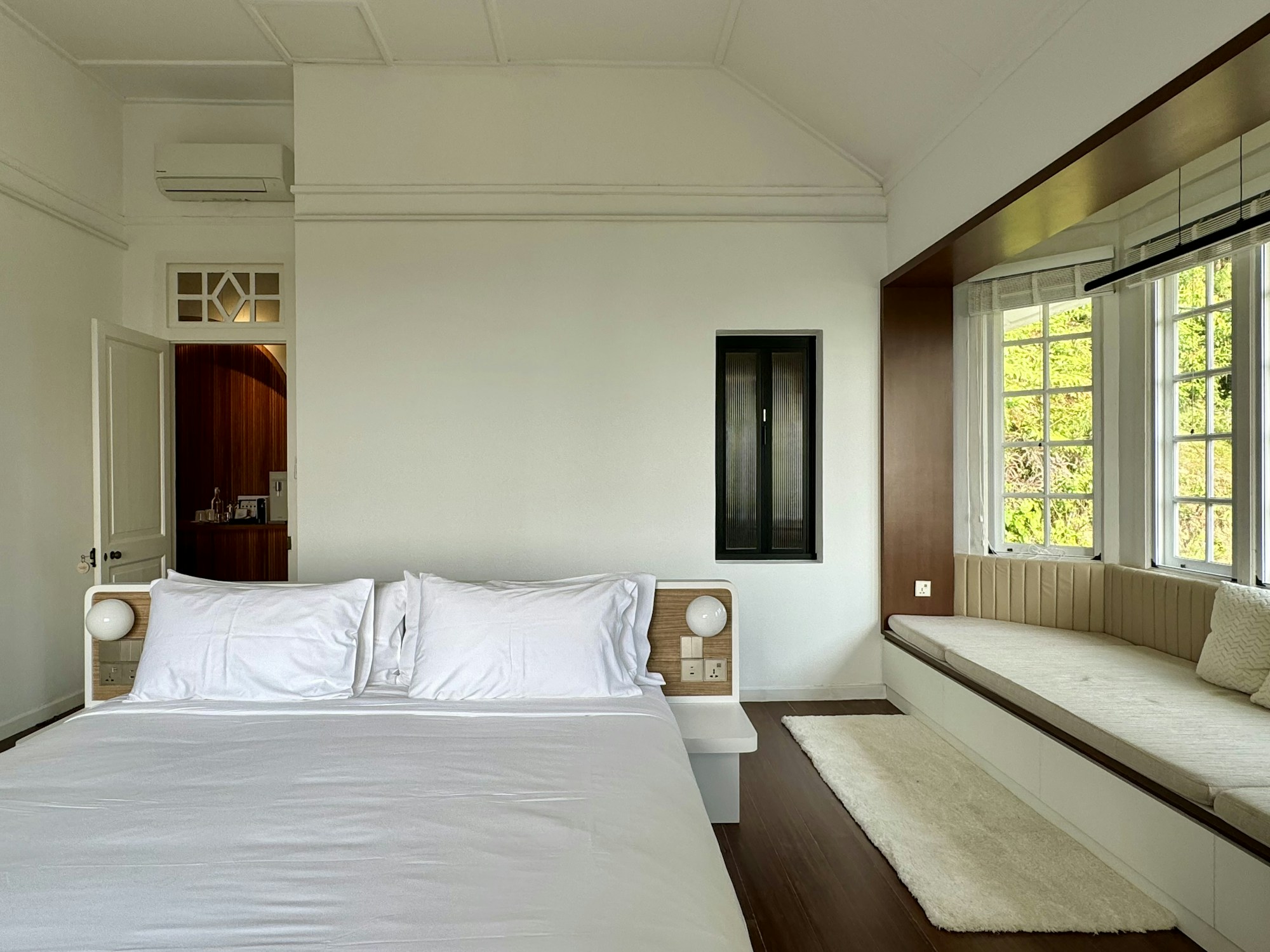 Lacewing Suite