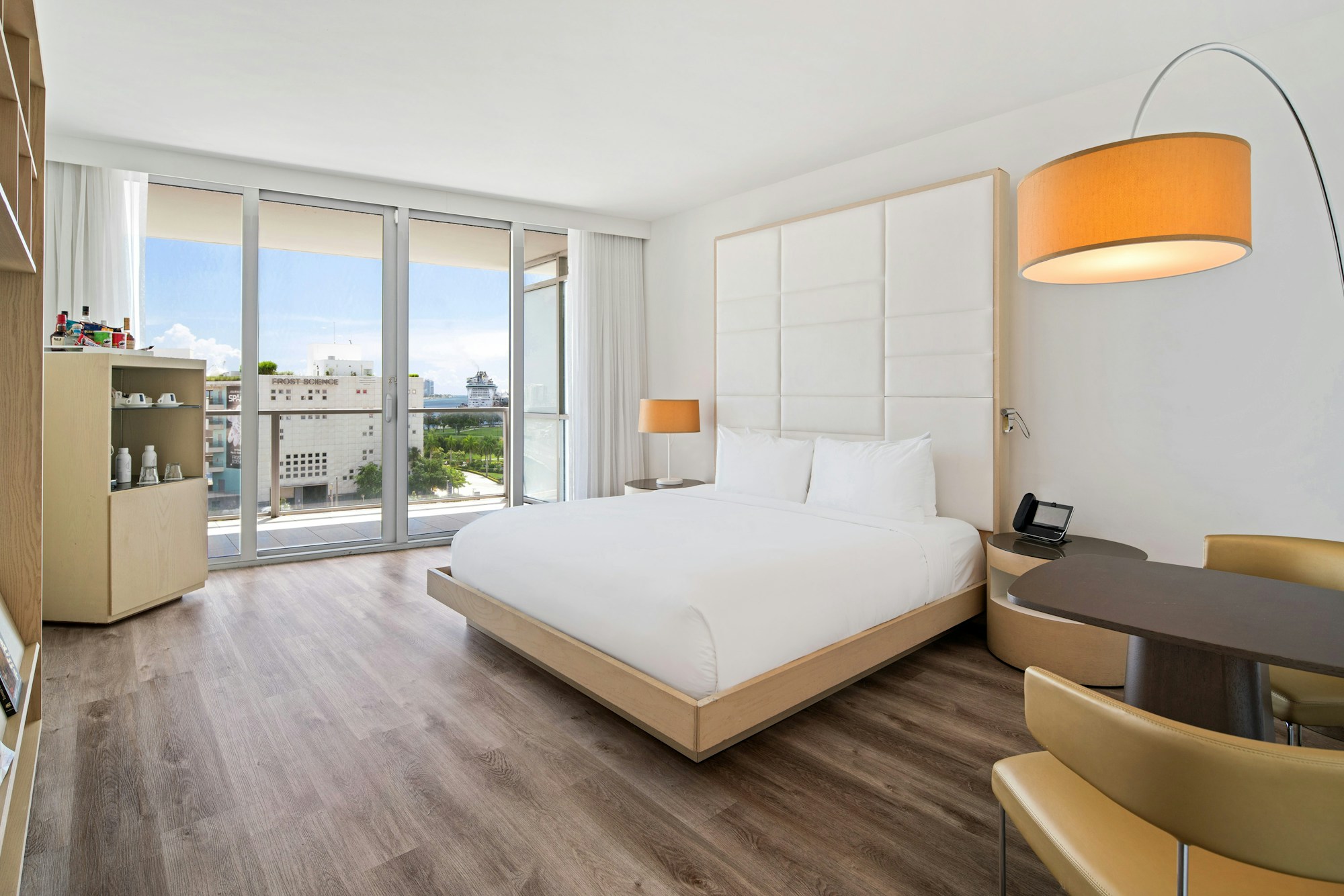 Accessible Bay View King with Balcony - Bedroom