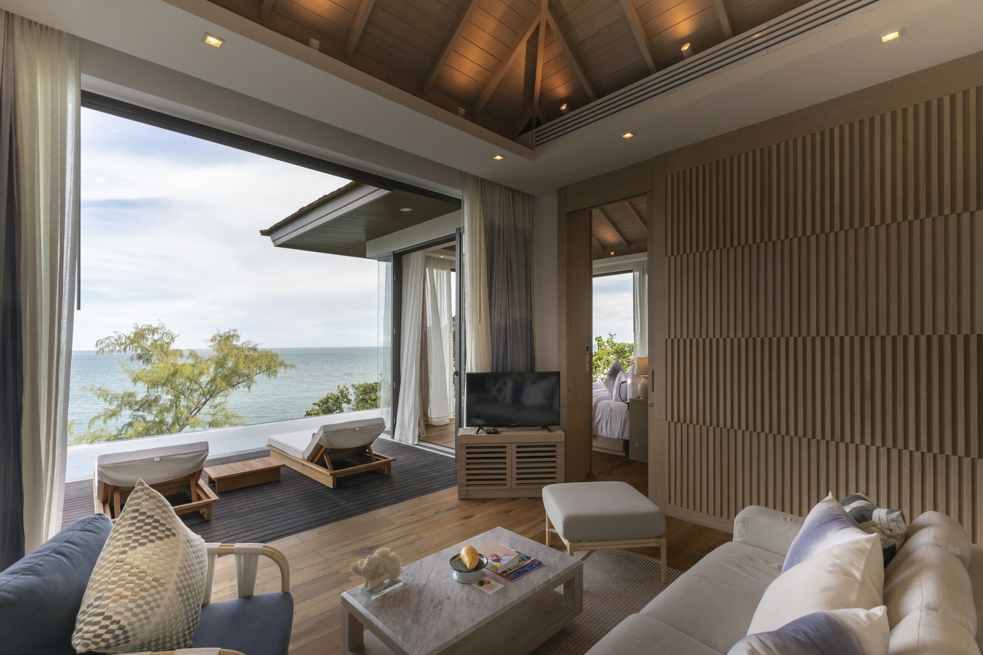 Horizon Ocean View Pool Villa - Living Area